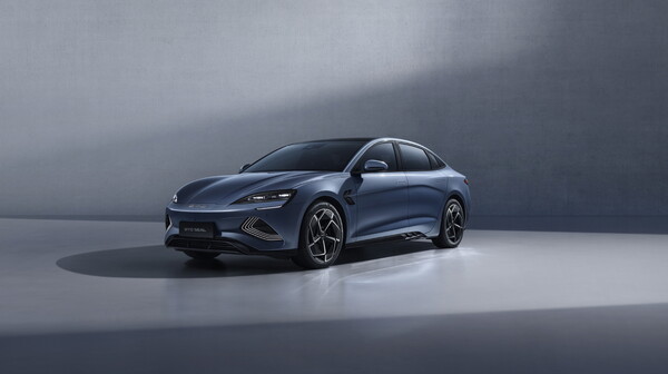 테슬라, 상반기 수입 전기차 60% 점유… 